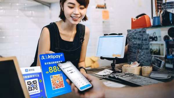 Thế giới là nhà với QR xuyên biên giới