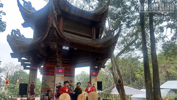 Hội Lim lan tỏa di sản trên không gian số