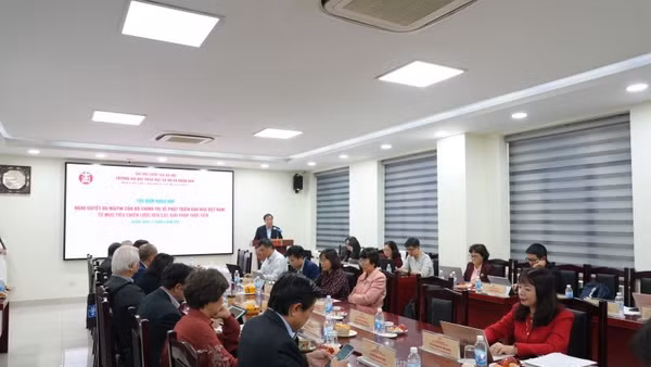 Toàn cảnh buổi tọa đàm.
