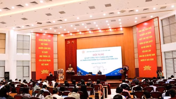 Toàn cảnh Hội nghị.