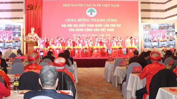 Chương trình nghệ thuật "Hào khí Diên Hồng trong kỷ nguyên mới" chào mừng thành công Đại hội đại biểu toàn quốc lần thứ XIV của Đảng.