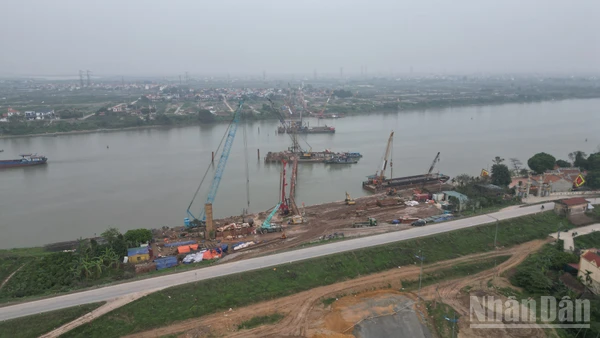 [Ảnh] Cầu Mễ Sở - điểm kết nối quan trọng trên tuyến Vành đai 4