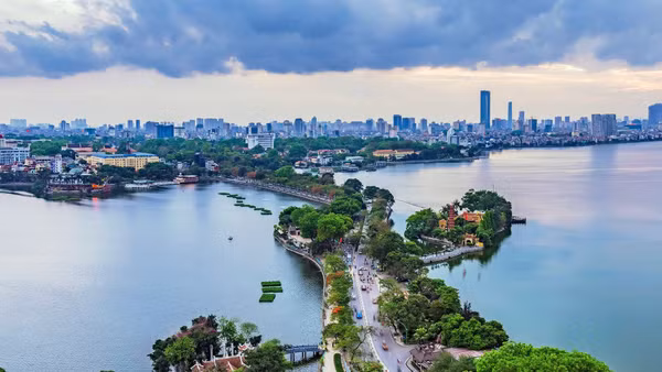 Thành phố Hà Nội khẳng định hợp tác 'cùng thắng' với các tập đoàn Singapore.