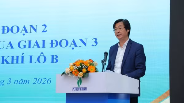 Đồng chí Nguyễn Mạnh Kha phát động thi đua hoàn thành các nhiệm vụ trọng tâm của dự án trong năm 2026.