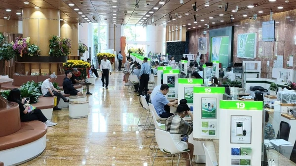 Phòng giao dịch Vietcombank.