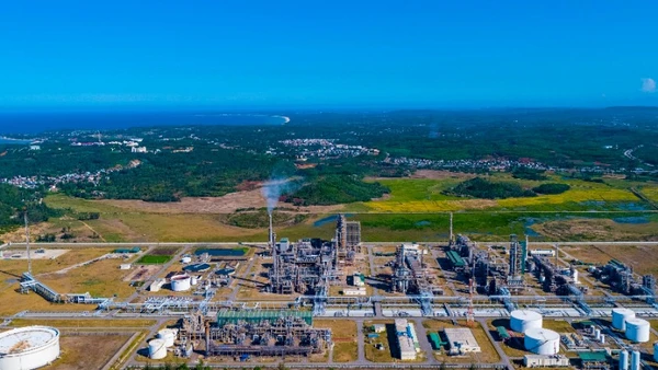 Công ty cổ phần Lọc hóa dầu Bình Sơn bảo đảm các hoạt động vận hành an toàn, giữ vững hoạt động sản xuất của NMLD Dung Quất ổn định, hiệu quả.