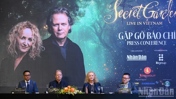 Secret Garden duy trì vị thế của mình trong dòng chảy âm nhạc chính thống.