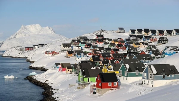 Quang cảnh thành phố Nuuk, Greenland. (Ảnh: THX/TTXVN)