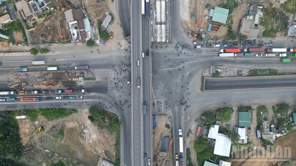 Dự án xây dựng nút giao Mỹ Thủy được xác định là một trong những công trình giao thông trọng điểm của Thành phố Hồ Chí Minh.