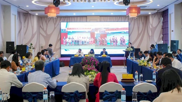 Quang cảnh hội nghị.