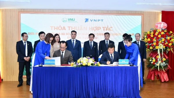 Lễ ký kết giữa Tập đoàn VNPT và Đại học Quốc gia Hà Nội.