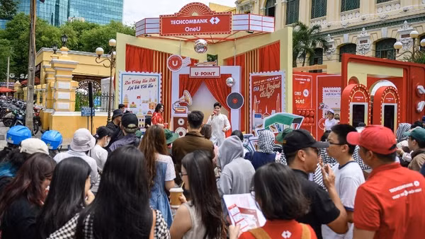 Hàng chục nghìn người tham dự đã hào hứng chinh phục các thử thách, tích lũy U-Point và khám phá hệ sinh thái ưu đãi của Techcombank OneU.