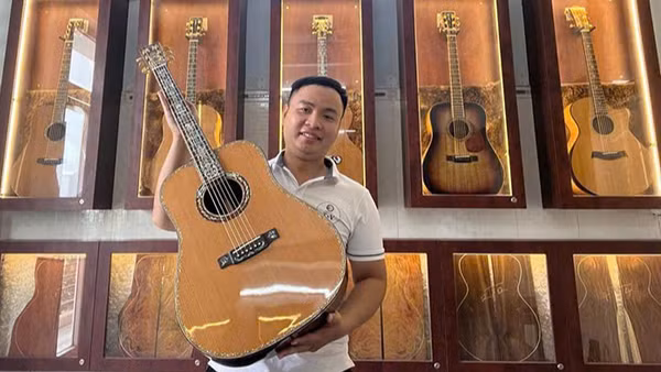 Guitar Custom Showroom của Trần Quang Vũ tại Thành phố Hồ Chí Minh.