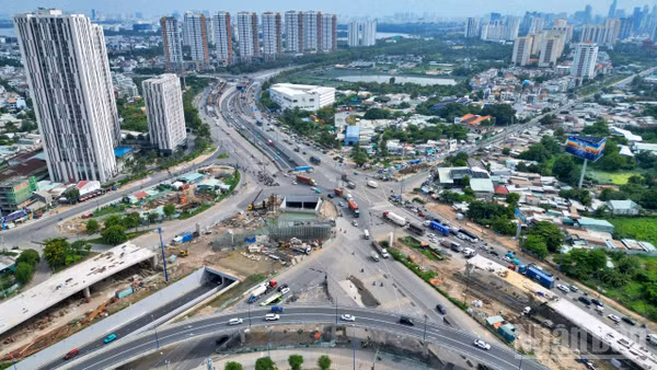 Dự án xây dựng nút giao An Phú đang được tăng tốc.