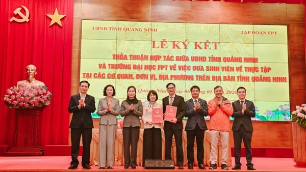 Ủy ban nhân dân tỉnh Quảng Ninh và Trường đại học FPT ký kết thỏa thuận hợp tác về việc đưa sinh viên về thực tập tại các cơ quan, đơn vị, địa phương trên địa bàn tỉnh.