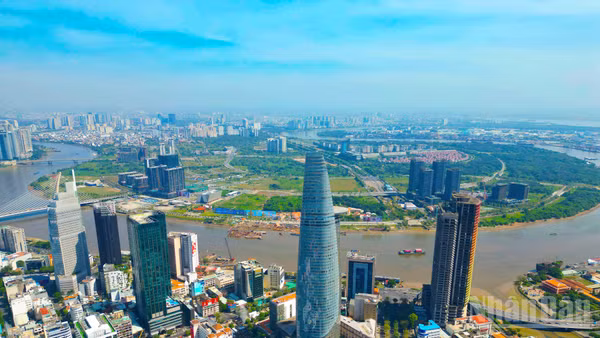 Thành phố Hồ Chí Minh đang đẩy nhanh các bước chuẩn bị để khởi công đoạn metro Bến Thành-Thủ Thiêm.