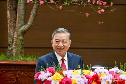 Tổng Bí thư Tô Lâm phát biểu chúc Tết Đảng bộ, chính quyền và nhân dân Thủ đô Hà Nội. 