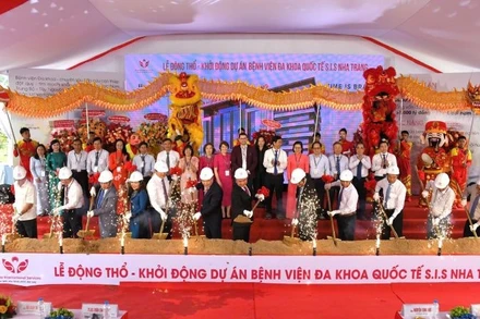 nghi thức khởi công bệnh viện đa khoa Quốc tế S.I.S Nha Trang.