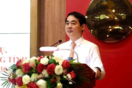 Bí thư Tỉnh ủy Khánh Hòa Nghiêm Xuân Thành phát biểu tại hội nghị.