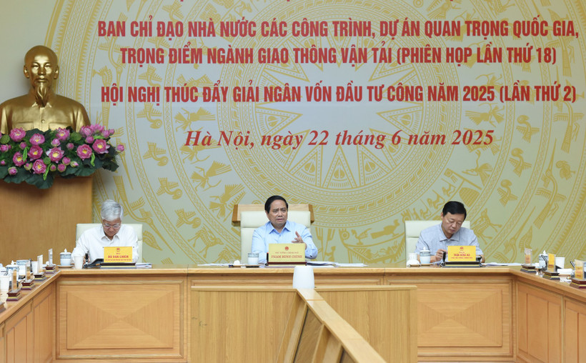 Thủ tướng Phạm Minh Chính chủ trì hội nghị.