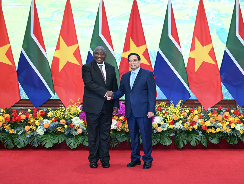 Thủ tướng Phạm Minh Chính và Tổng thống Cộng hòa Nam Phi Matamela Cyril Ramaphosa.