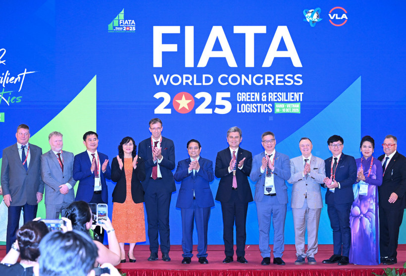 Thủ tướng Phạm Minh Chính và các đại biểu tham dự Đại hội FIATA World Congress 2025.