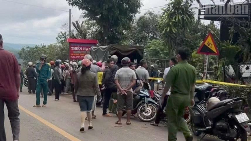 Công an tỉnh Đồng Nai đang phong tỏa hiện trường để điều tra vụ án.