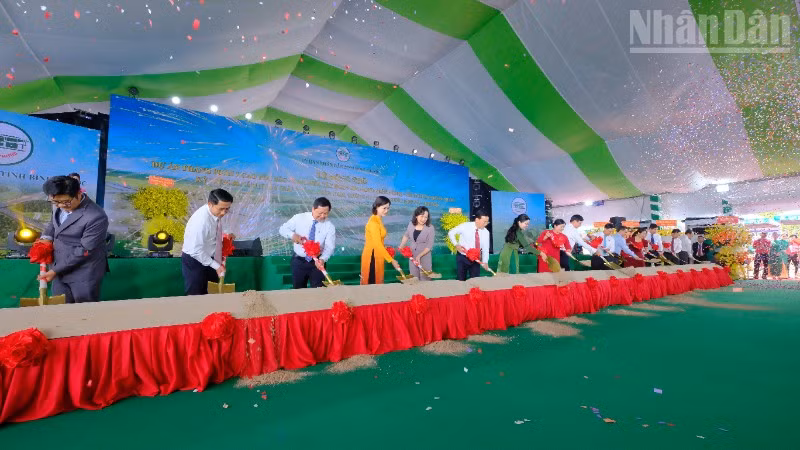 Lãnh đạo tỉnh Đồng Nai khởi công dự án thành phần 5-Cao tốc Gia Nghĩa-Chơn Thành.