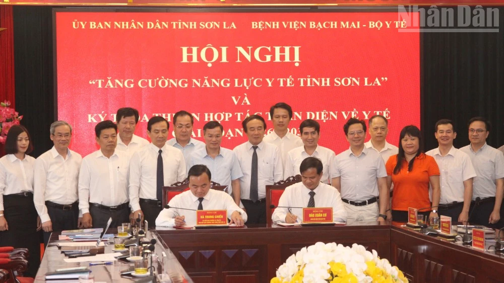 Sơn La hợp tác toàn diện với Bệnh viện Bạch Mai, đẩy mạnh hiện đại hóa y tế địa phương