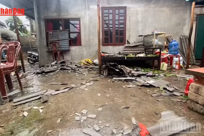 [Video] Huế: Thần tốc khắc phục hậu quả của bão số 10 
