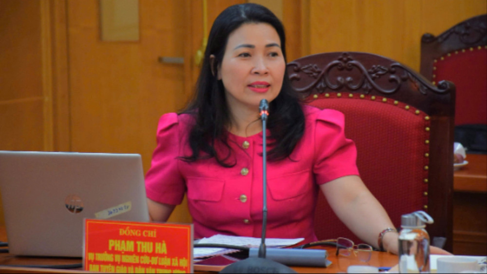 Tiến sĩ Phạm Thu Hà trình bày chuyên đề tại Hội nghị. gen-h-23-6-anh-ts-thu-ha-8778.jpg