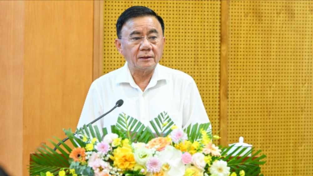 Thường trực Ban Bí thư Trần Cẩm Tú phát biểu chỉ đạo tại Hội nghị. (Ảnh: DUY LINH) dc-tct-1201.jpg