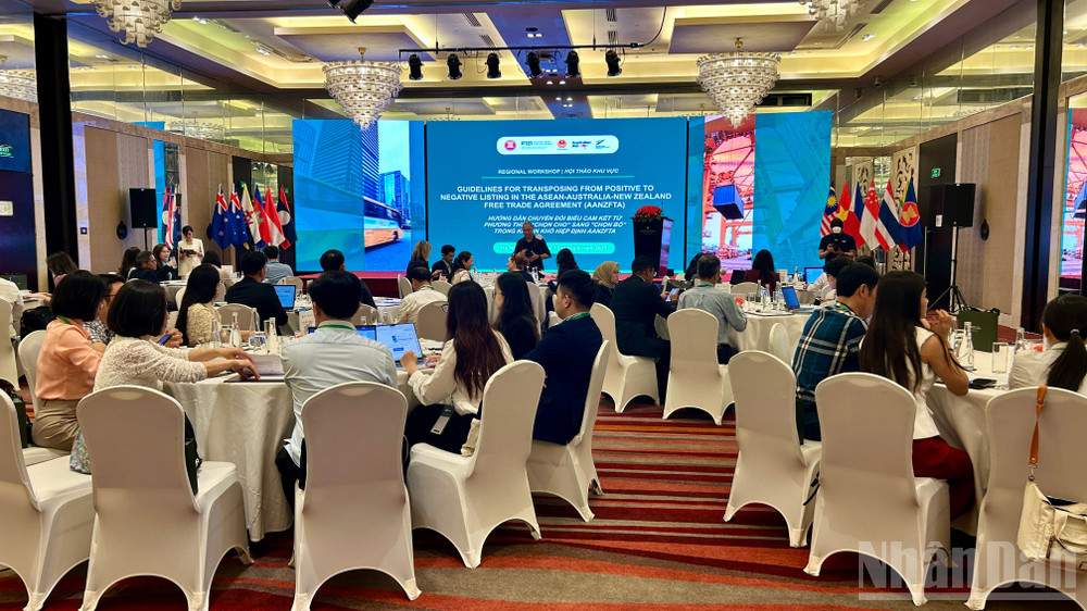Khoảng 70 đại biểu đến từ các quốc gia thành viên ASEAN, Australia và New Zealand tham gia sự kiện. (Ảnh: HẢI YẾN) ndo_br_img-0820.jpg