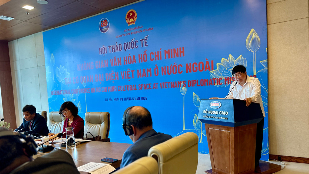PGS,TS Nguyễn Thế Kỷ phát biểu. (Ảnh: HẢI YẾN) img-0745.jpg