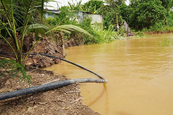 Khu vực sạt lở bờ sông tại ấp Tân Quới, xã Tân Long, tỉnh Đồng Tháp.