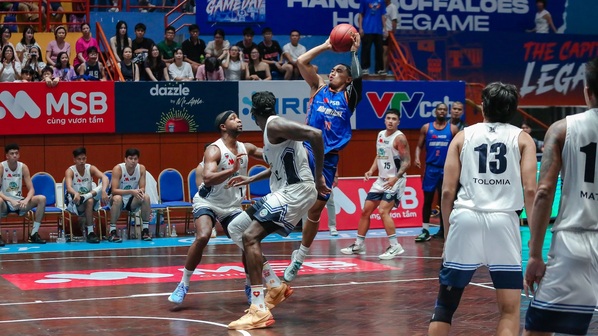 Trâu Thủ đô vượt qua V Islanders với tỷ số 113-96. (Ảnh: VBA)