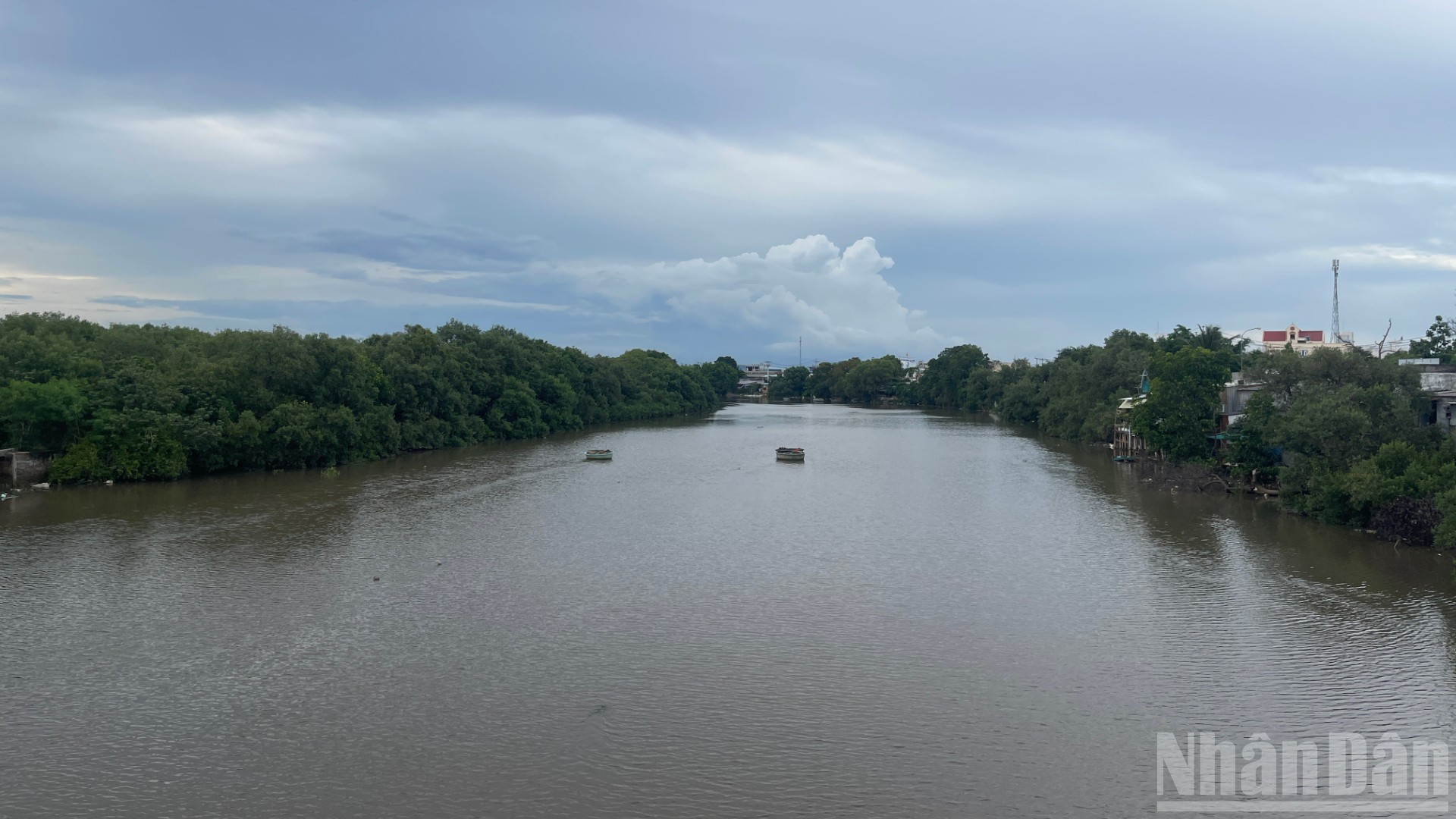 Dự án này sát cửa biển, với không khí trong lành. ndo_br_img-3438-6139.jpg