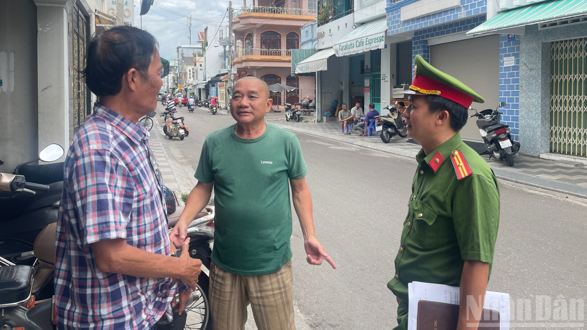Nâng cao nhận thức trong khu phố về công tác ma tuý. ndo_br_img-3027-6326.jpg