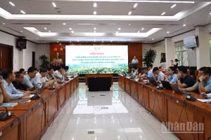 Toàn cảnh hội nghị phổ biến Nghị định số 180/2026/NĐ-CP của Chính phủ quy định về dịch vụ hấp thụ và lưu giữ carbon của rừng.