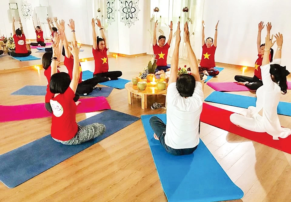Yoga còn giúp cộng đồng kết nối mạnh mẽ hơn. Nguồn: Liên đoàn Yoga Việt Nam