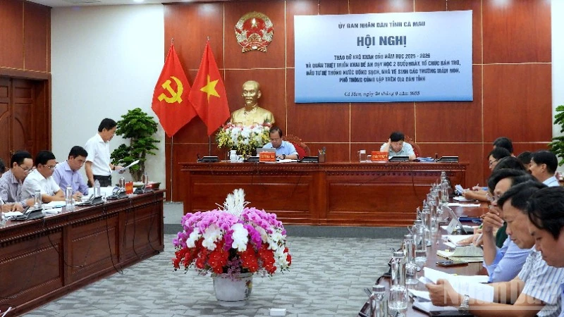 Hội nghị quán triệt và triển khai thực hiện 2 đề án trọng điểm về giáo dục ở Cà Mau vào sáng 24/9.