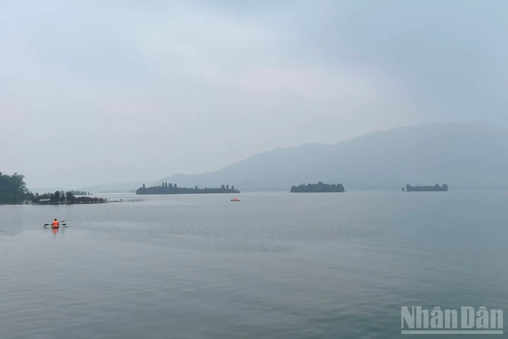 Dự báo khu vực Bắc Bộ sáng sớm có sương mù và sương mù nhẹ. (Ảnh minh họa: Đ.T)