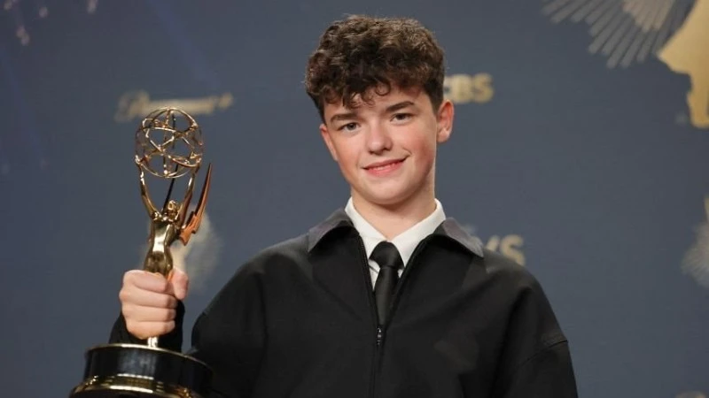 Nam diễn viên trẻ Owen Cooper.