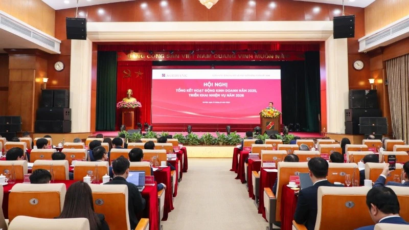 Toàn cảnh hội nghị.