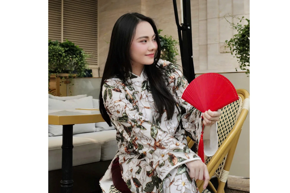 Nhà thiết kế Vi Nguyễn