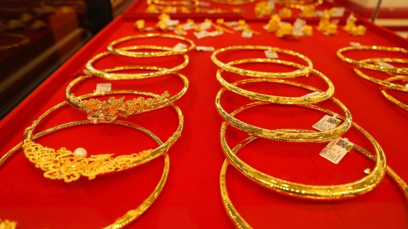 Giá vàng ngày 22/4: Vàng miếng, vàng nhẫn giảm phiên thứ 3 liên tiếp