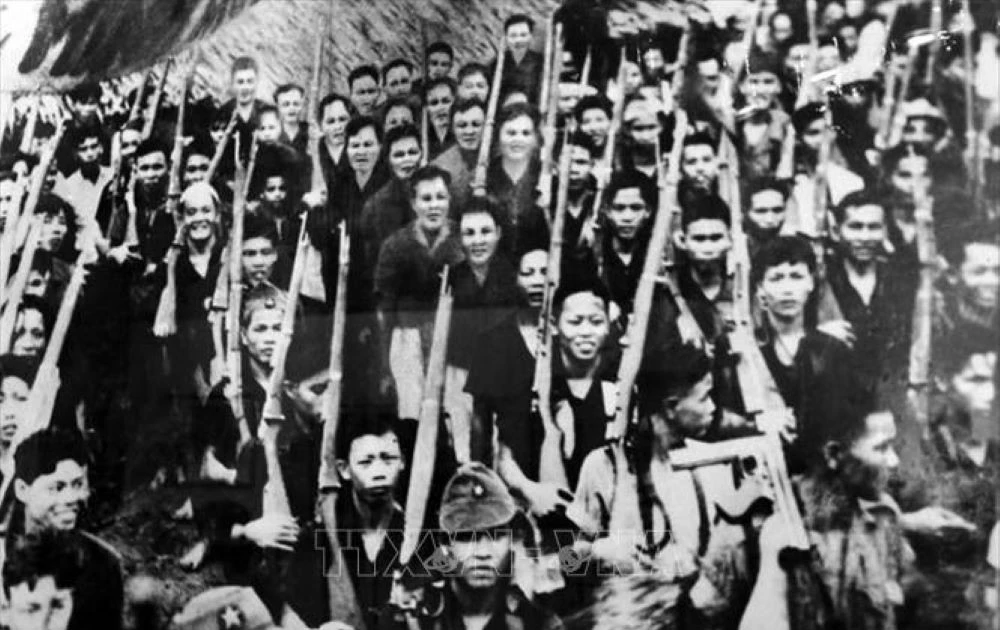 El pueblo de Can Tho se levantó el 26 de agosto de 1945 y tomó el poder. (Foto: Archivo de la VNA)