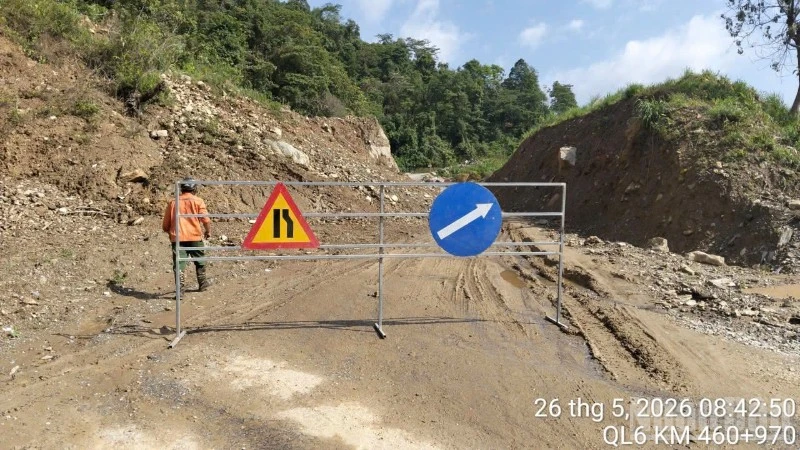 Sạt lở nhiều điểm trên Quốc lộ 6 qua Điện Biên, khẩn trương bảo đảm an toàn giao thông