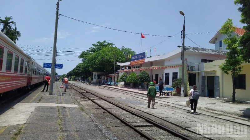 Nhiều ưu đãi vé tàu tuyến Hà Nội-Hải Phòng