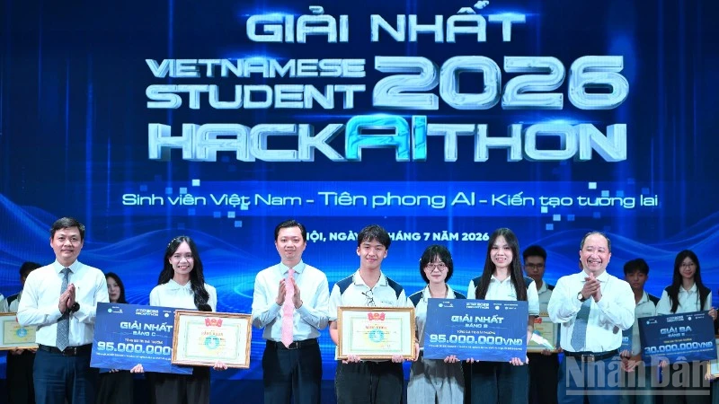 "Phòng thí nghiệm vật lý ảo" về nhất cuộc thi lập trình sinh viên